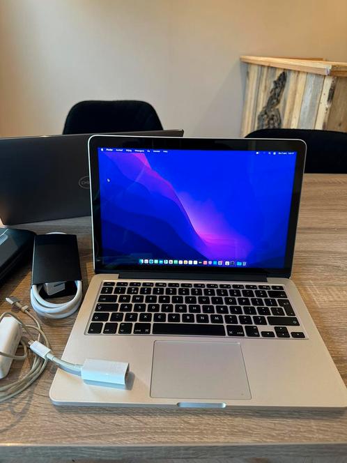 MacBook Pro 2015 13 i5 8GB 256GB  Office  240 cycli