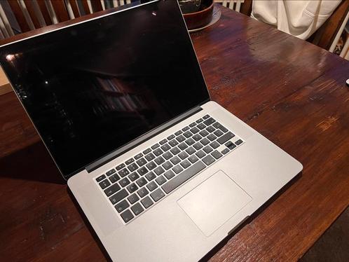MacBook Pro 2015  15  16GB RAM  512GB Storage