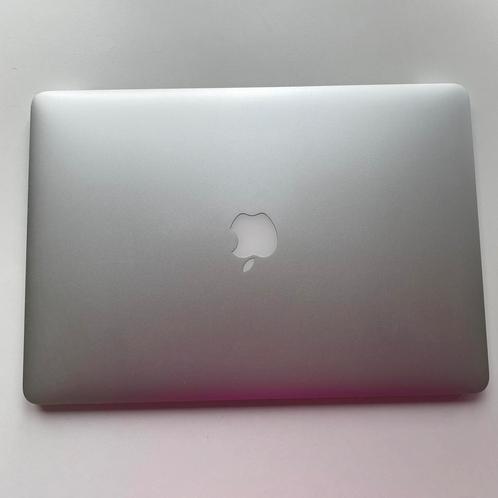 MacBook Pro 2015 - 15 inch - 16 GB - Intel Iris Pro