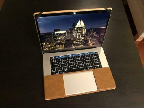 MacBook Pro 2016 15034, Silver, Touch Bar, 2,6 GHz, 256 GB