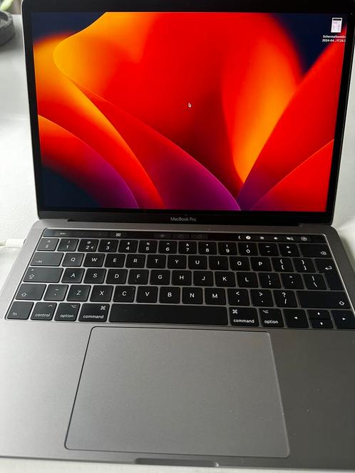 MacBook Pro 2017 - 13 inch - Thunderbolt 3 Ports