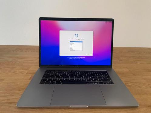 MacBook Pro (2017) 15-inch, retina i7