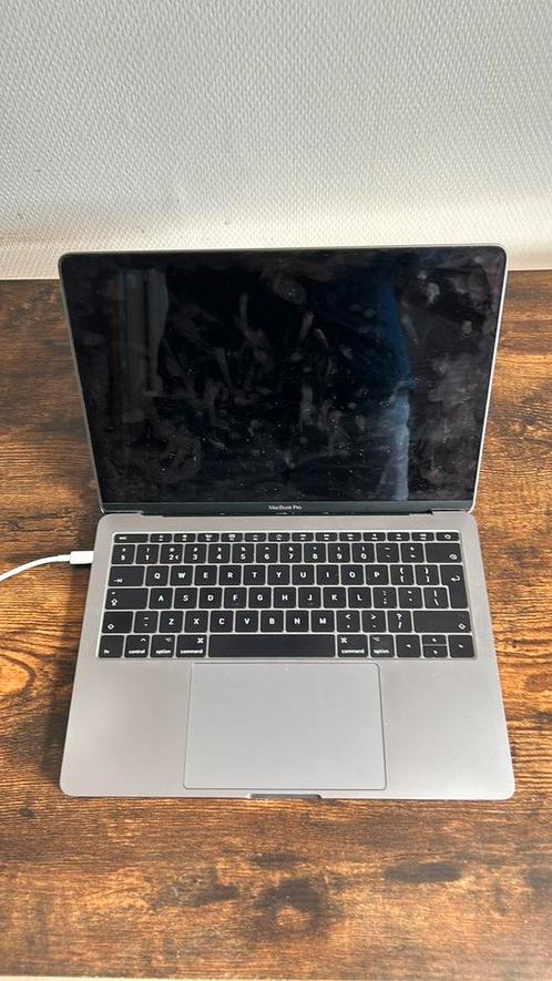 MacBook Pro 2017 (defect)