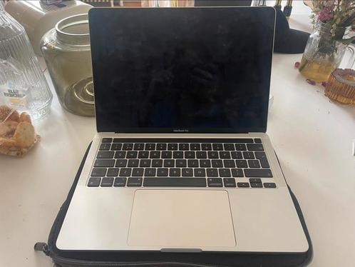 MacBook Pro 2017 met touchbar - defect moederbord