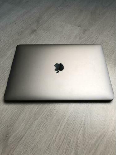 MacBook Pro 2017 Space-Gray 128GB 13Inch, Bon Aanwezig