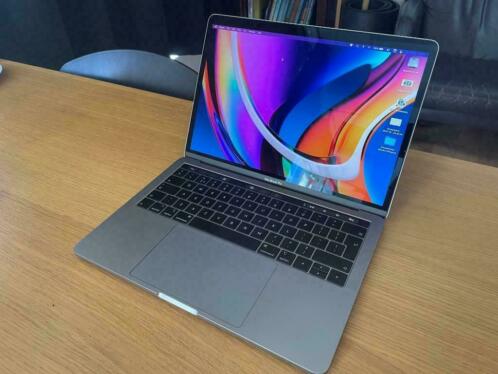 MacBook Pro 2018  13quot  16GB RAM  512GB  Nieuwe Batterij