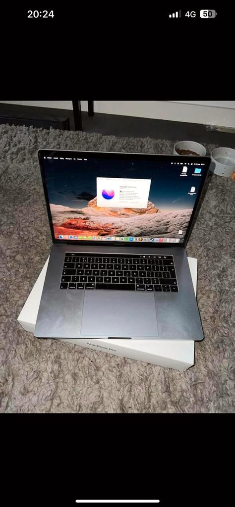 Macbook pro 2018, 15 inch