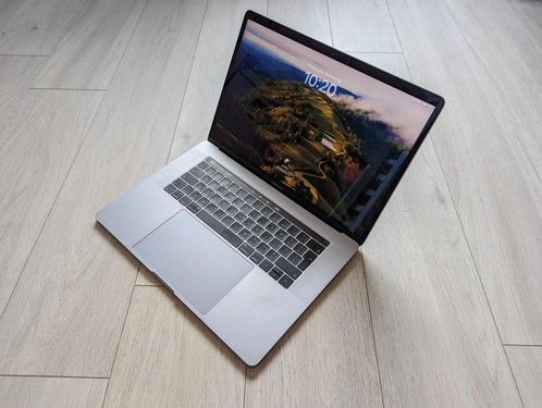 Macbook Pro (2018), 15 inch, 6-core i7, 32GB RAM, 512GB SSD