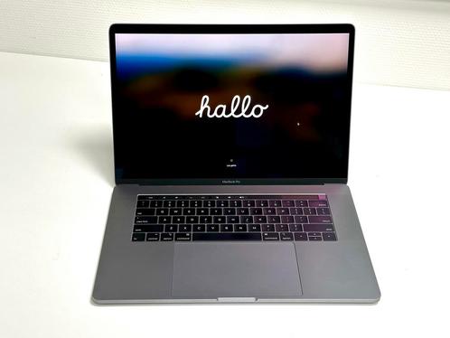 MacBook Pro 2018 15,4 inch  i7 2,6 GHz 512GB touchbar