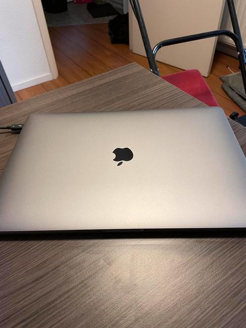 MacBook Pro 2018 15inch