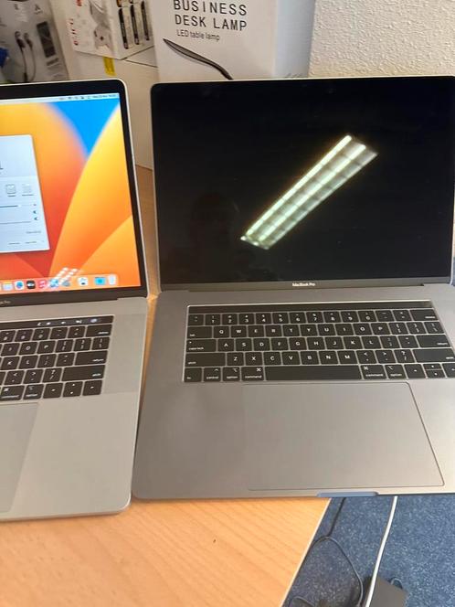 MacBook Pro . 2018 A1990 i7-16gb-500 256 gb 15,6 inch