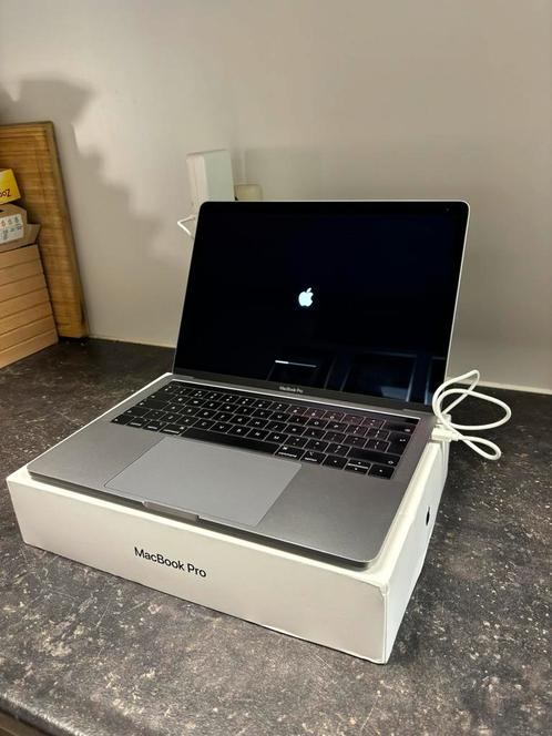 MacBook Pro 2018 Touchbar 13 inch