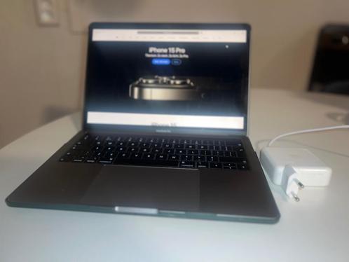 MacBook Pro 2019 128GB 13 Inch TouchBar