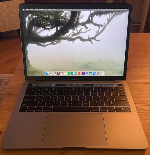 Macbook Pro 2019 13 512gb 16gb mem 2,4 i5