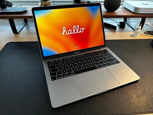 MacBook Pro (2019) - 13 inch, 1.4 GHz, 8 GB, 128 GB