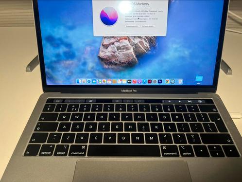 MacBook Pro 2019 (13-inch, Four Thunderbolt 3 ports)
