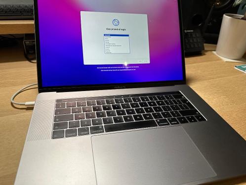 MacBook Pro 2019, 15quot, 2TB, 32GB RAM, Radeon Pro Vega