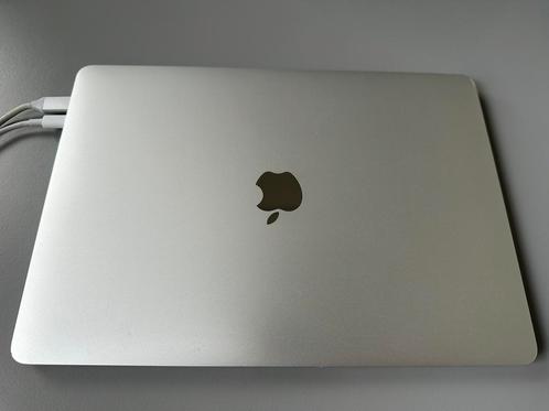MacBook Pro 2019 2,4 GHz Quad-Core Core i5 256 gb 8 gb