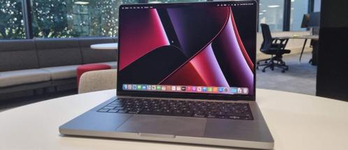 MacBook Pro (2020)  13 inch  Touch Bar  8GB  Garantie