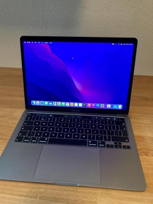 Macbook Pro 2020 met touchbar 8GB RAM 256GB SSD