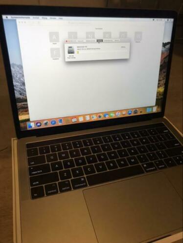 MacBook Pro 2,9 Ghz 2017 8GB 256 touchbar garantie