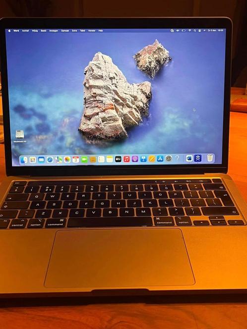 Macbook Pro  Laptop ZGAN met toebehoren