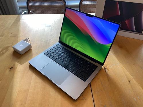 MacBook Pro M2 14 inch 2023  32GB RAM  1TB SSD  96W lader