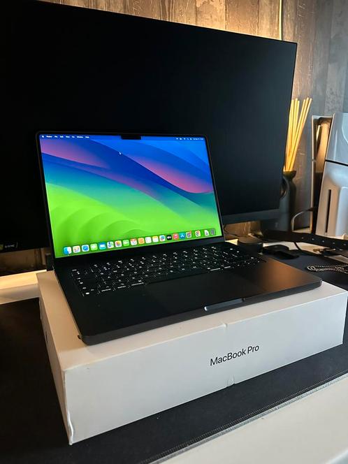 MacBook Pro M3 - Als nieuw   garantie