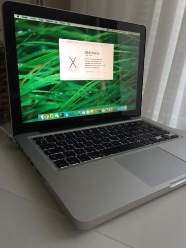 MacBook Pro medio 2010