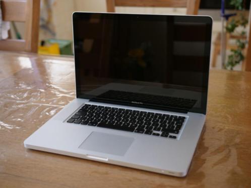 MacBook Pro mid-2012 15-inch - 2.3 GHz i7, 8GB RAM, 500GB