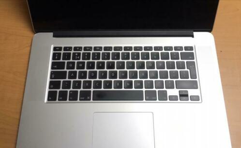 MacBook pro mid 2015