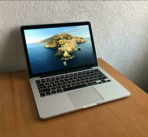 MacBook Pro Retina 13034  Mid 2014  256GB SSD  0 Cycles