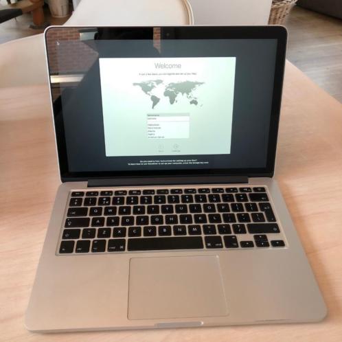 MacBook Pro Retina 130348GB256GBEarly 2015 NIEUW SCHERM