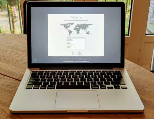 Macbook Pro Retina 13,3 inch  2.7 Ghz  128Gb  8Gb