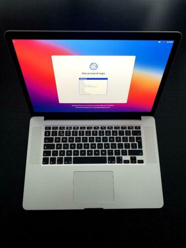 Macbook Pro Retina 15-inch  i7  16GB RAM
