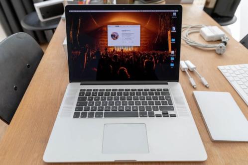 MacBook Pro Retina, 15-Inch, Mid 2015  16GB mb RAM  512GB