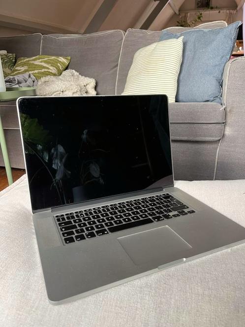 Macbook Pro (Retina, 15-inch, mid 2015)
