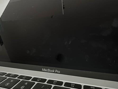 MacBook Pro Screen (13 display) Silver