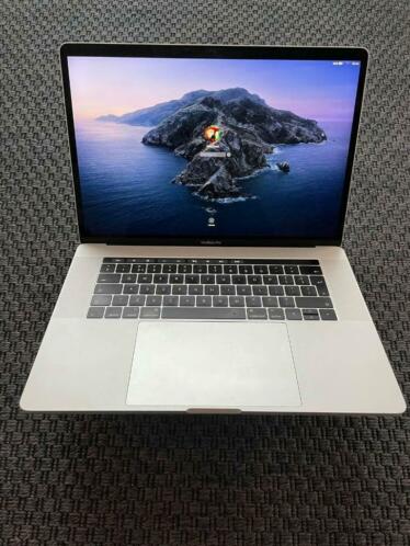 MacBook Pro Touch-bar 15 inch