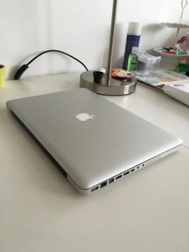 Macbook Pro unibody late 2008 150344Gb128 GB SSD