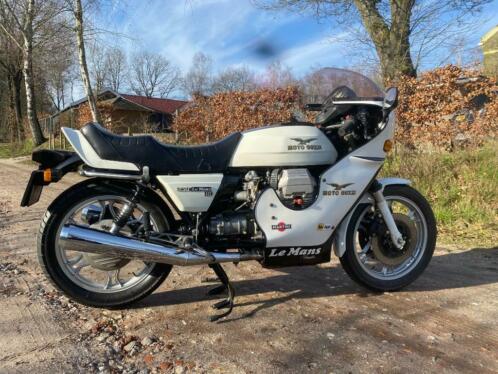 Machtig mooie MOTO GUZZI LE MANS III