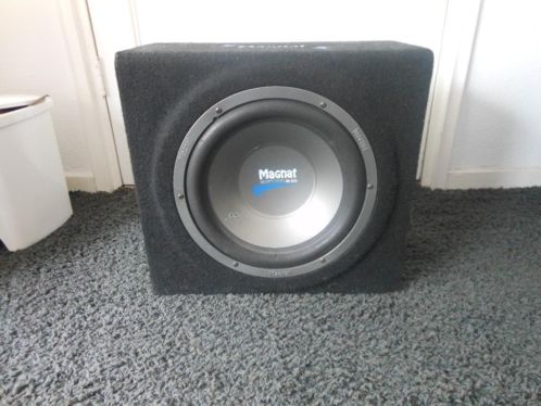 MAGNAT subwoofer met versterker