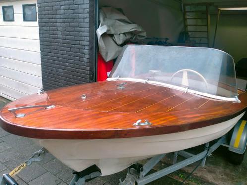 Mahonie houten speedboot totaal vernieuwd incl trailer en bb