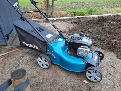 Makita grasmaaier PLM4620