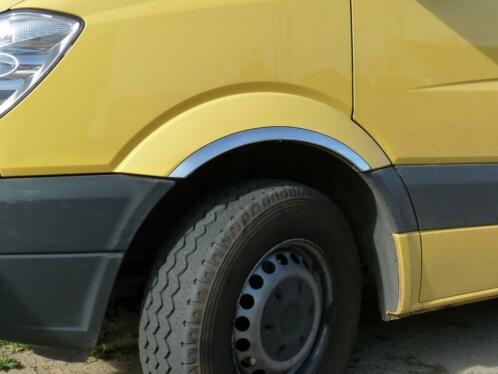 Maronad wielkastranden spatbord sierlijst chroom VW Crafter