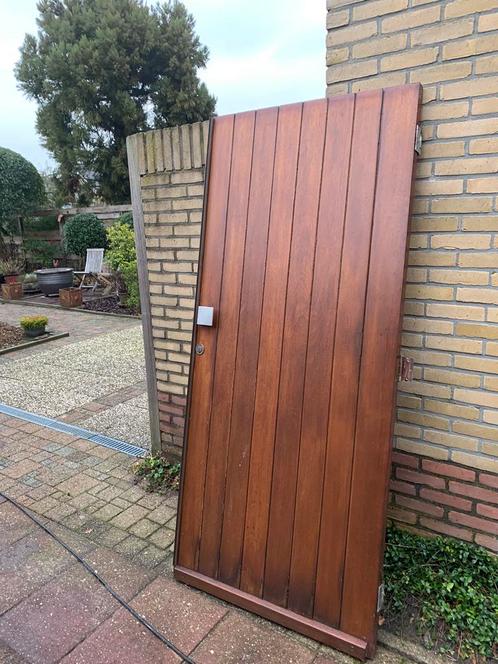 Massief hard houten buitendeur