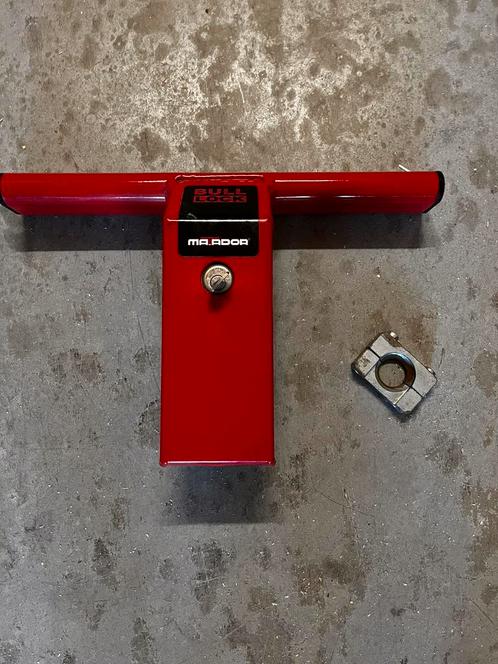Matador Bull Lock