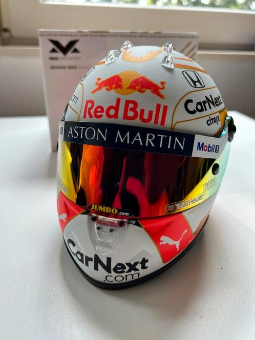 Max Verstappen 12 helm season 2020 - limited edition