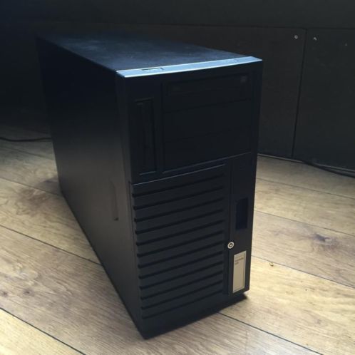 Maxdata Platinum 500 professionele server