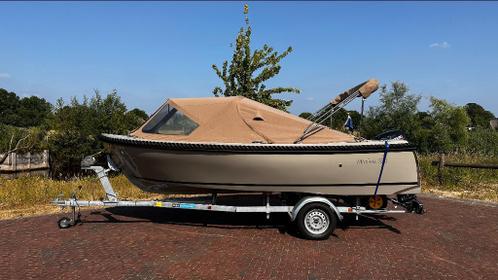 Maxima 550 sloep met Suzuki motor en trailer